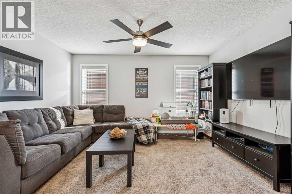 49 Sunset Manor, Cochrane