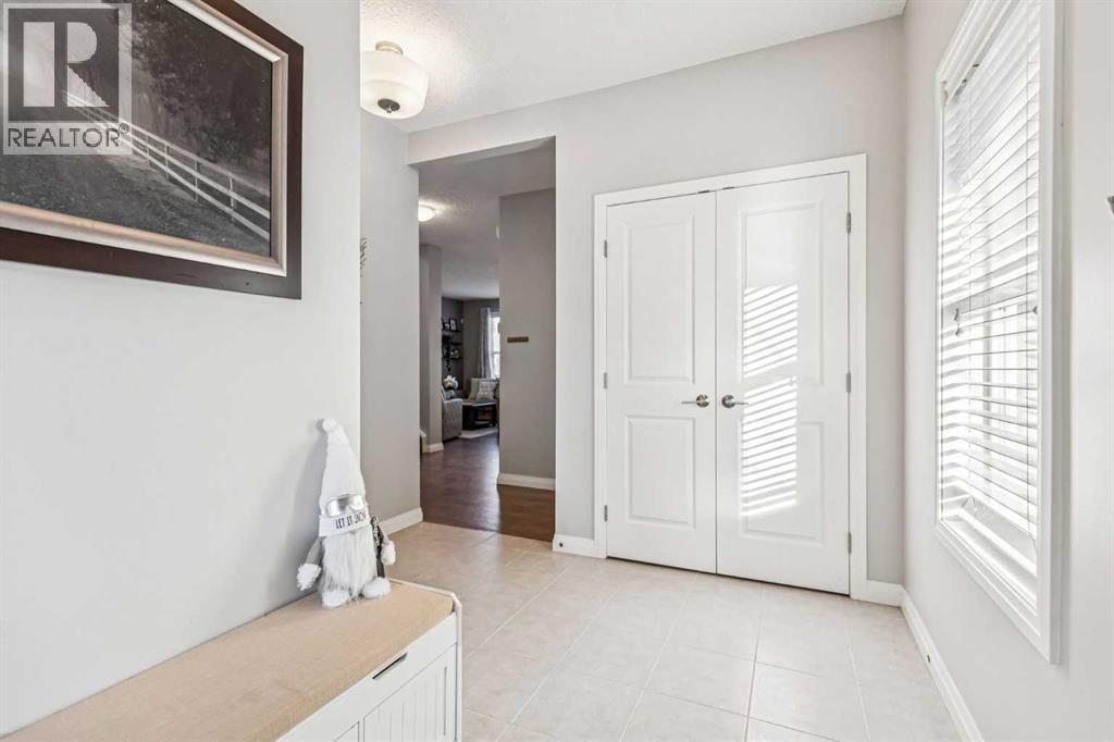 49 Sunset Manor, Cochrane