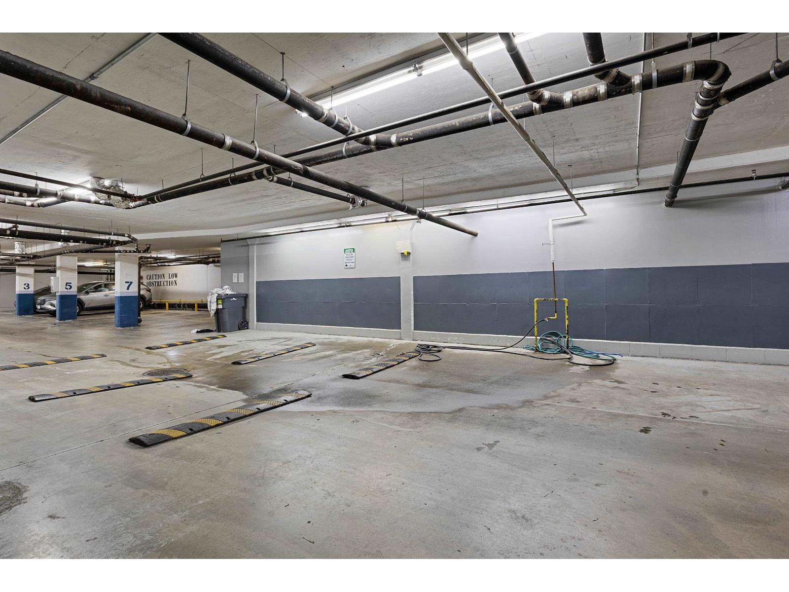 318 10180 153 STREET, Surrey