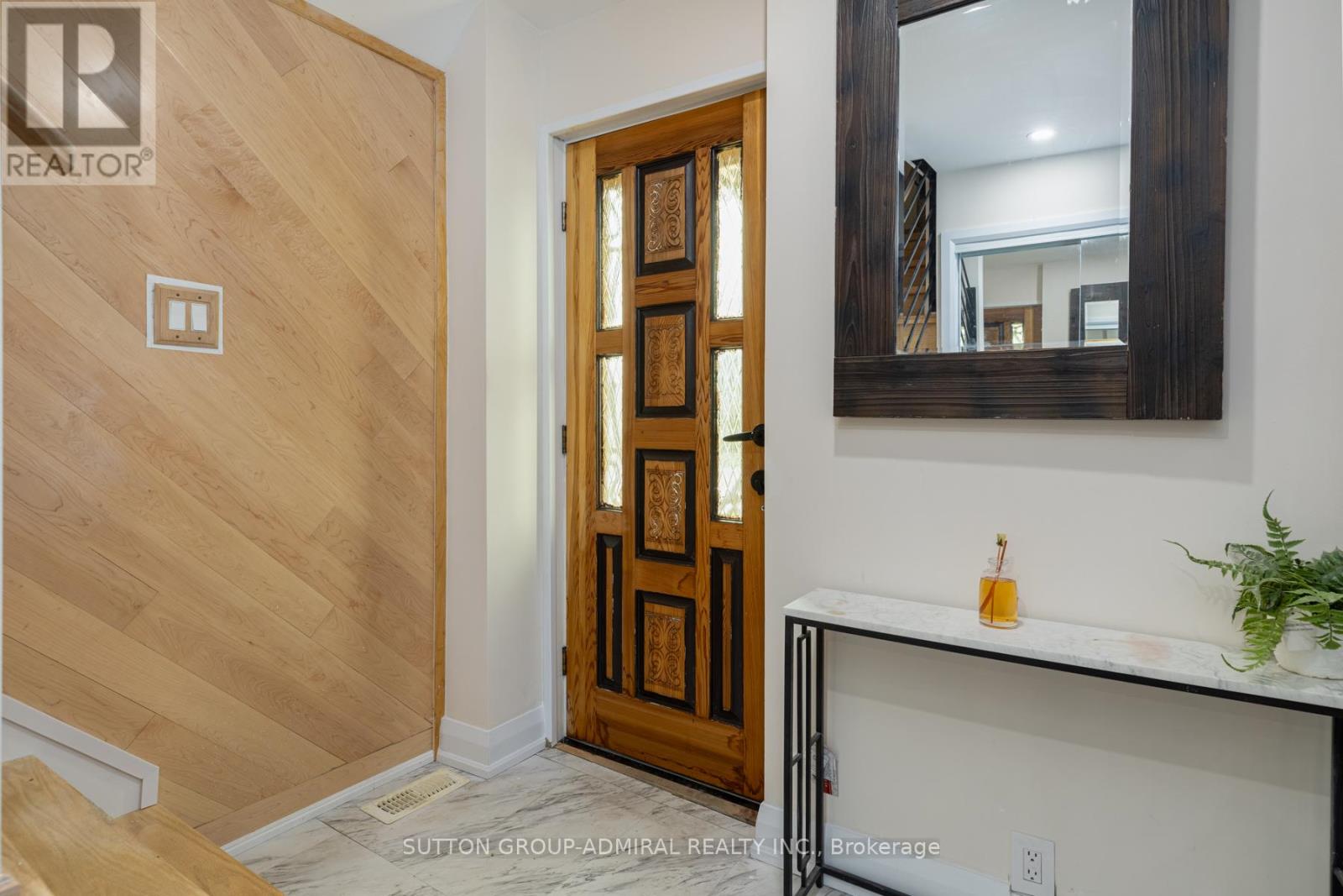 70 BELLEVILLE STREET - 9