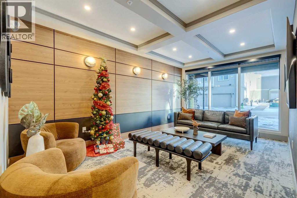 Single Family House for Sale in    Street SW Springbank Hill Calgary 