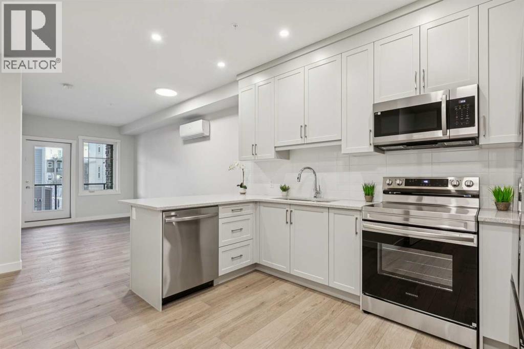 Single Family House for Sale in    Street SW Springbank Hill Calgary 