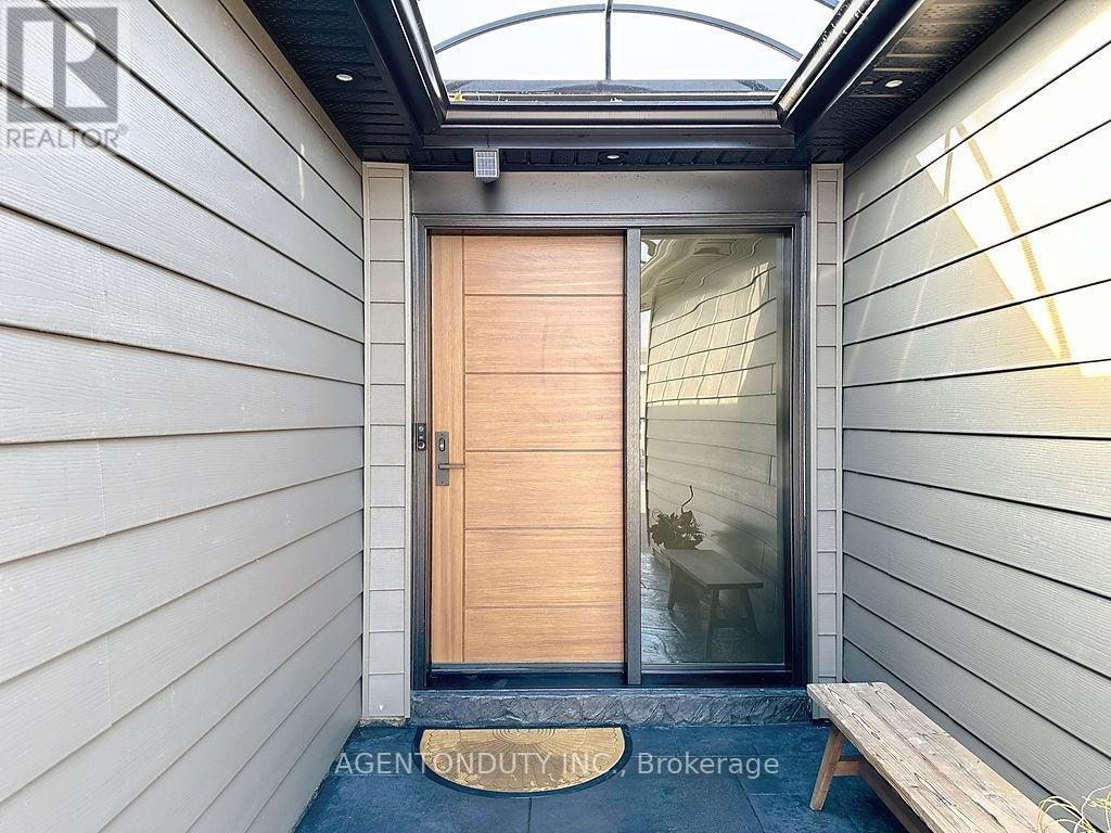 475 KAREN PARK CRESCENT - Photo 3 of 50, Mississauga (Mississauga Valleys), Ontario