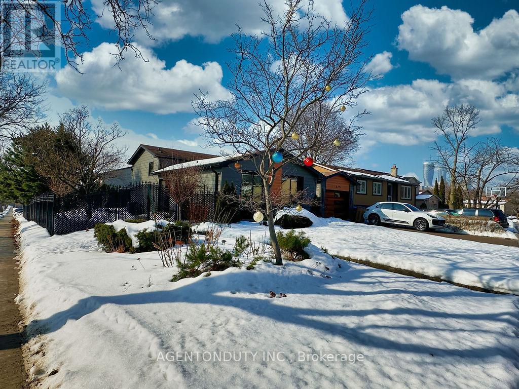 475 KAREN PARK CRESCENT - Photo 5 of 50, Mississauga (Mississauga Valleys), Ontario