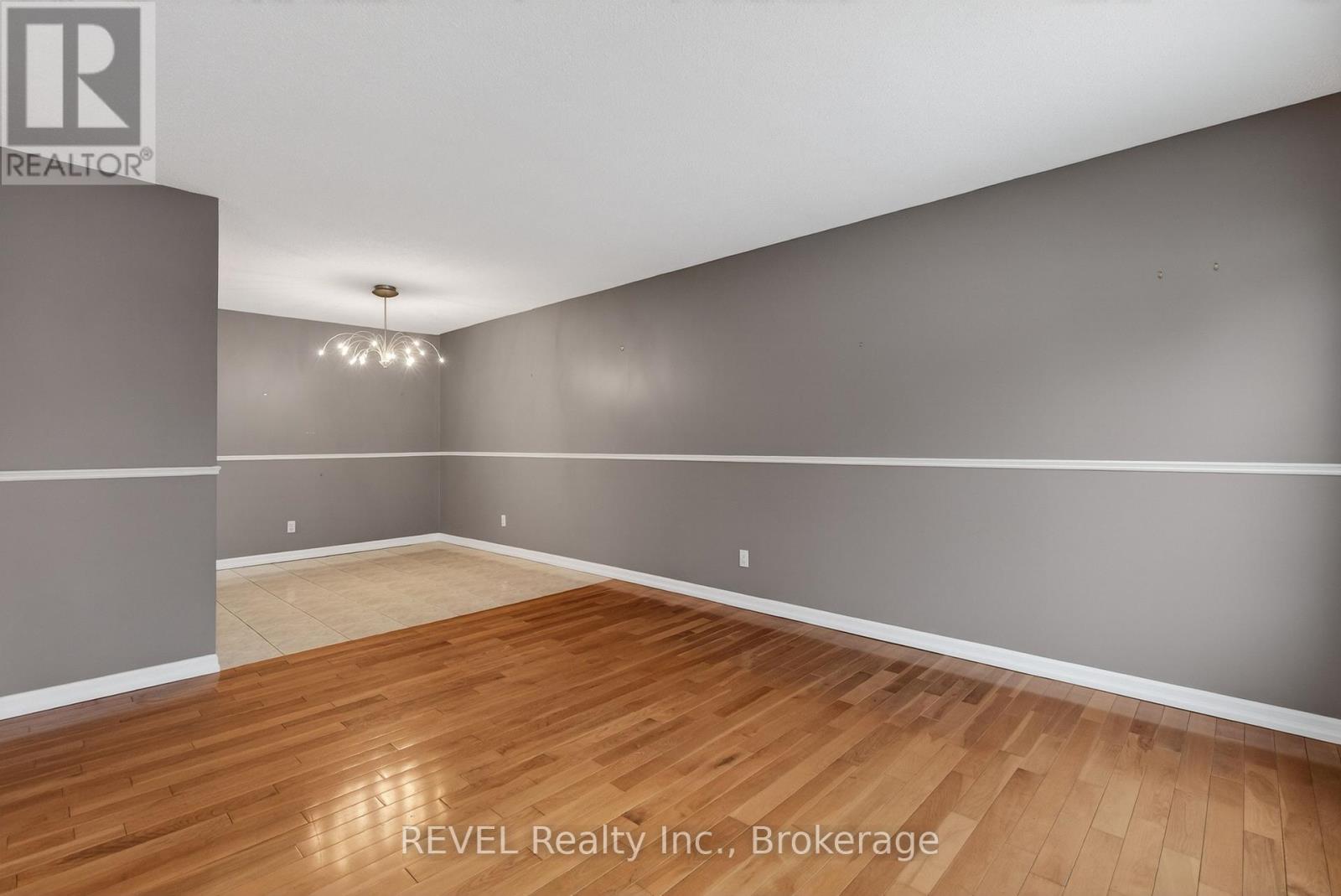 6166 Wildrose Unit Upper photo 5