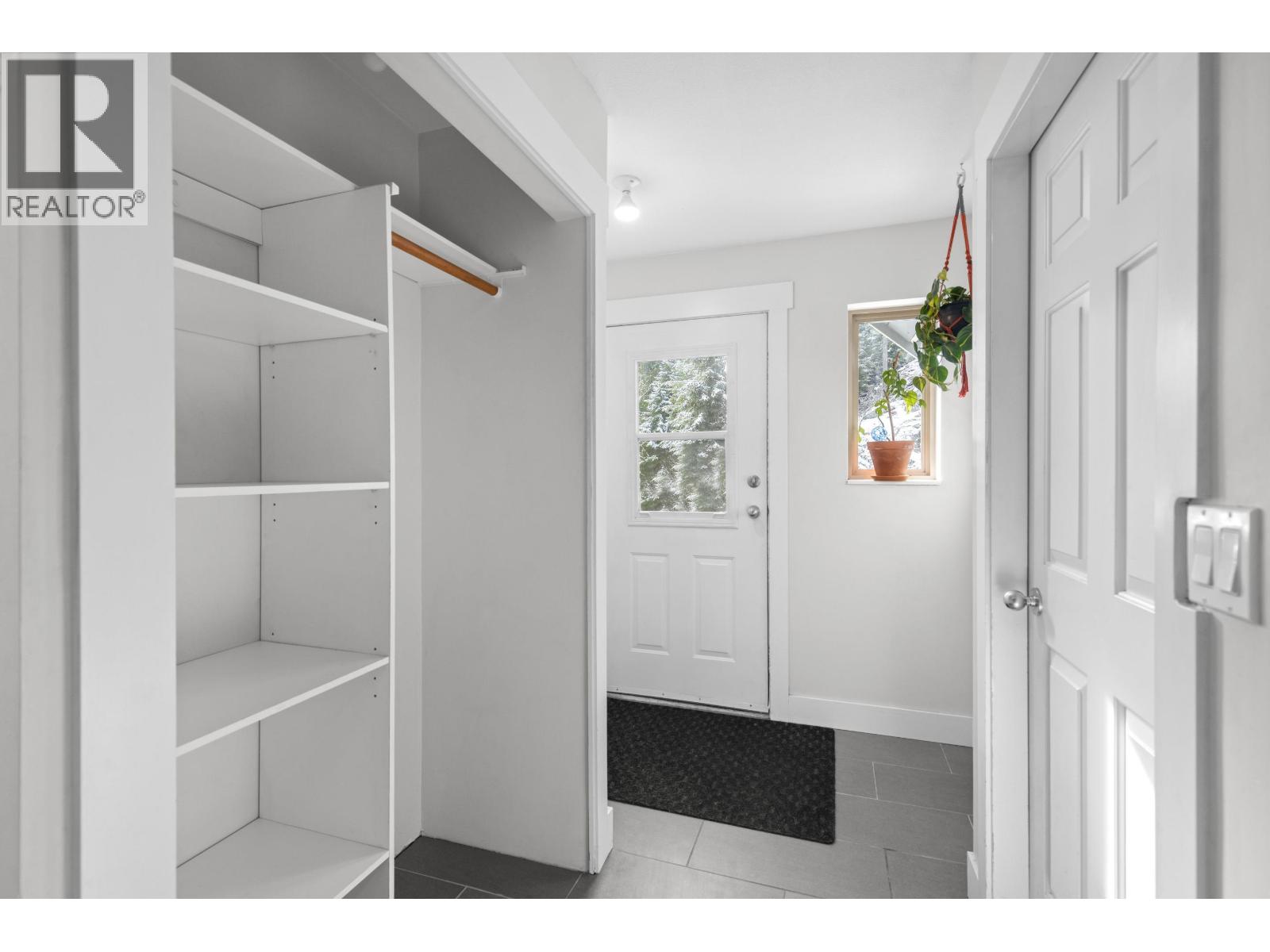 3 2720 CHEAKAMUS WAY - Photo 2 of 17, Whistler, British Columbia