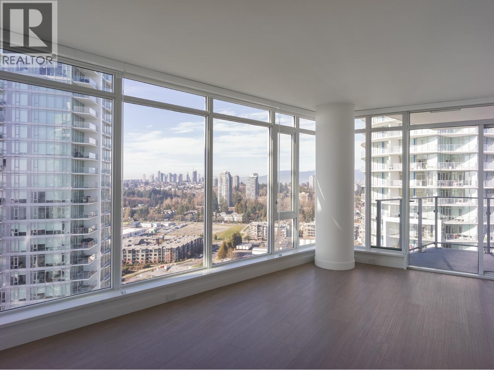 2105 7769 PARK CRESCENT, Burnaby