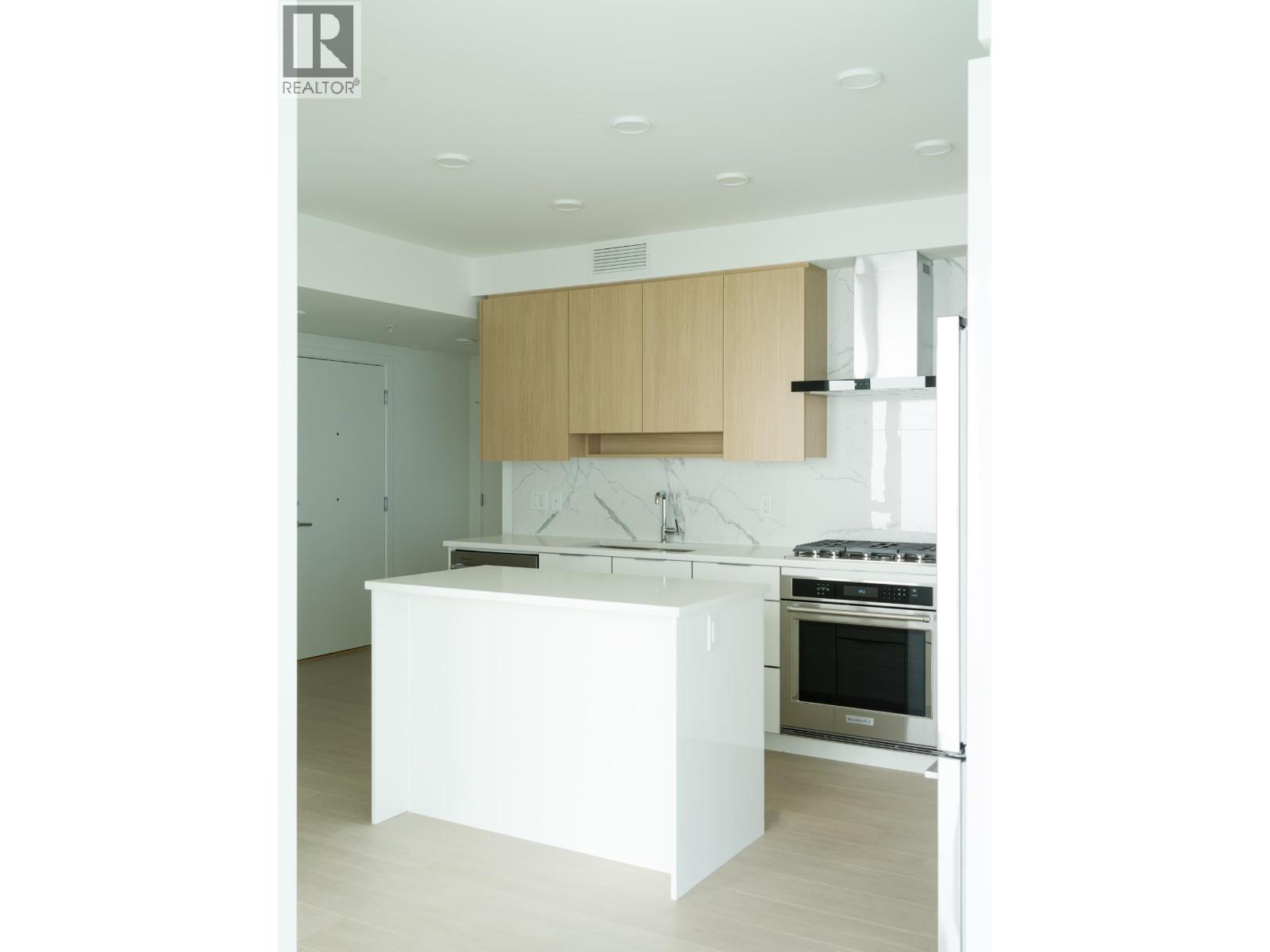 1904 7683 PARK CRESCENT, Burnaby