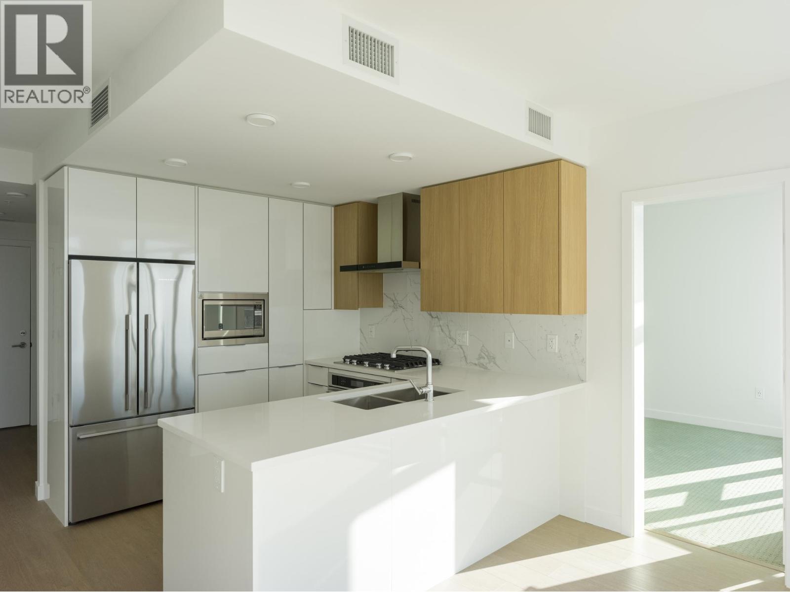 2103 7769 PARK CRESCENT, Burnaby