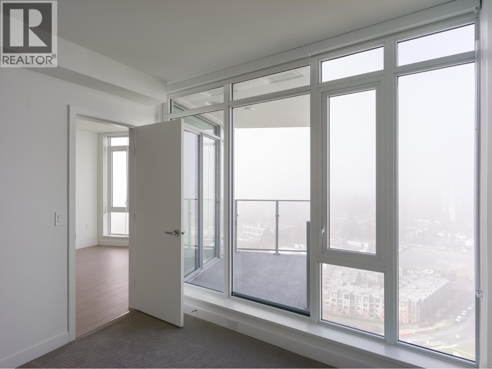 2402 7683 PARK CRESCENT, Burnaby