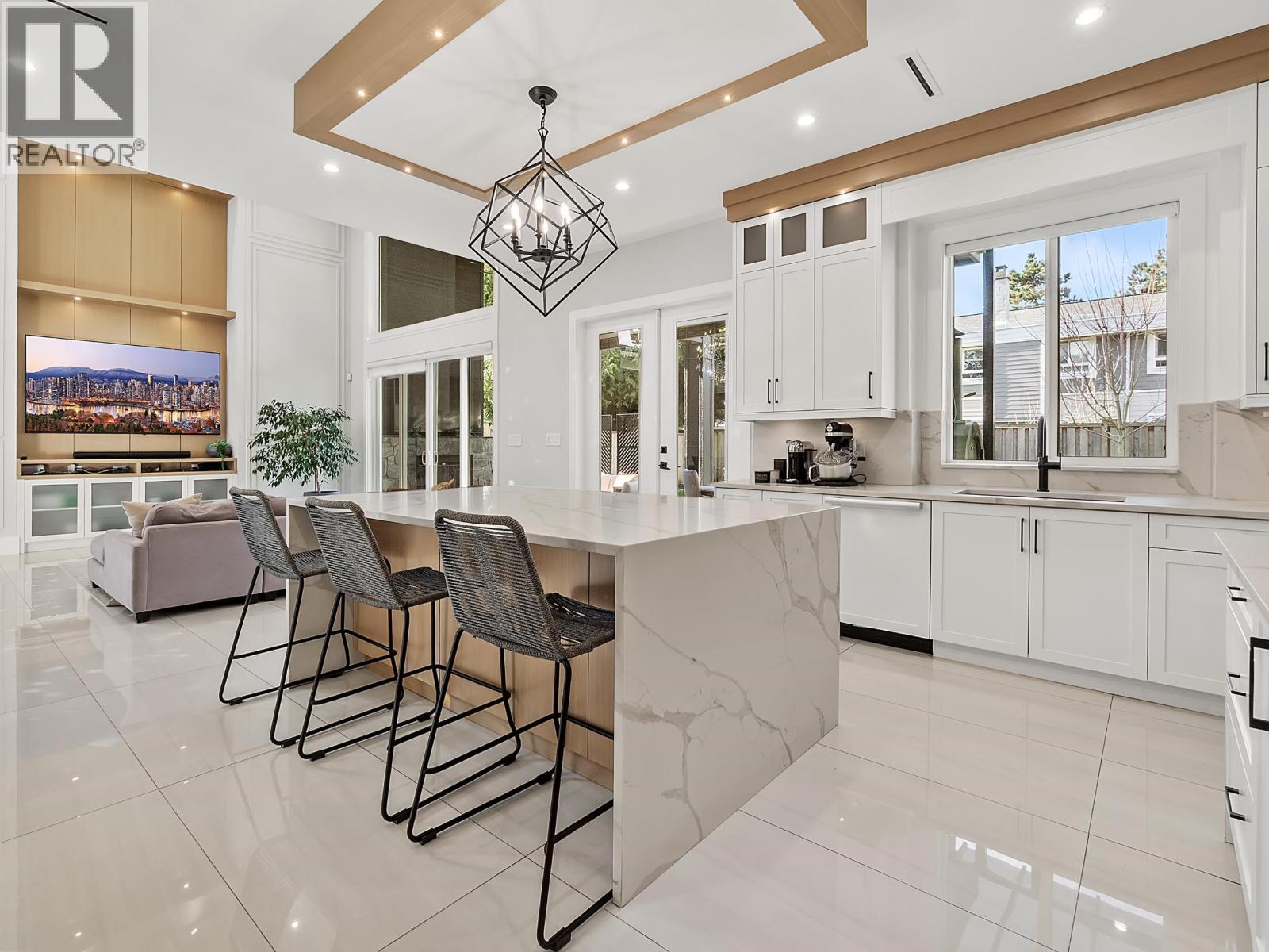 9591 FLORIMOND ROAD, Richmond