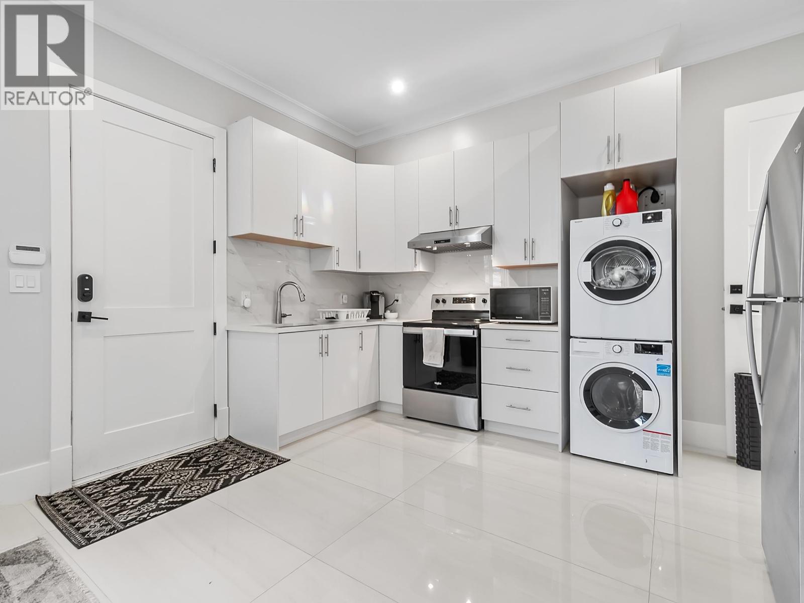 9591 FLORIMOND ROAD, Richmond