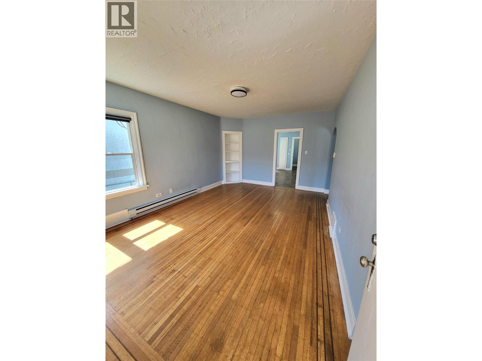 857 Main Street, Penticton