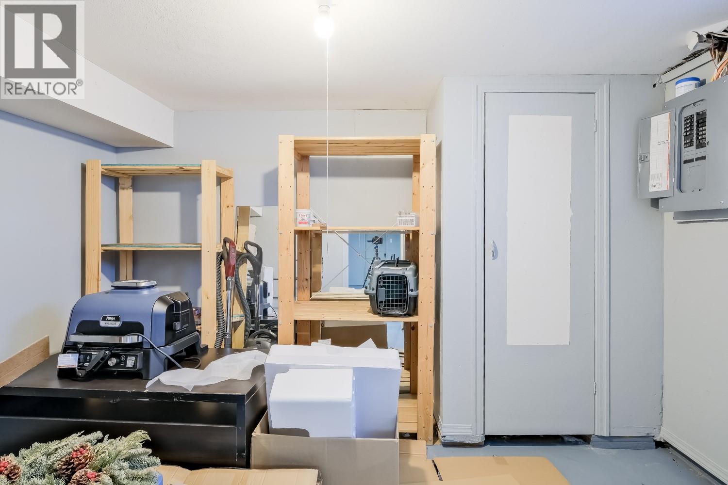 857 Main Street, Penticton