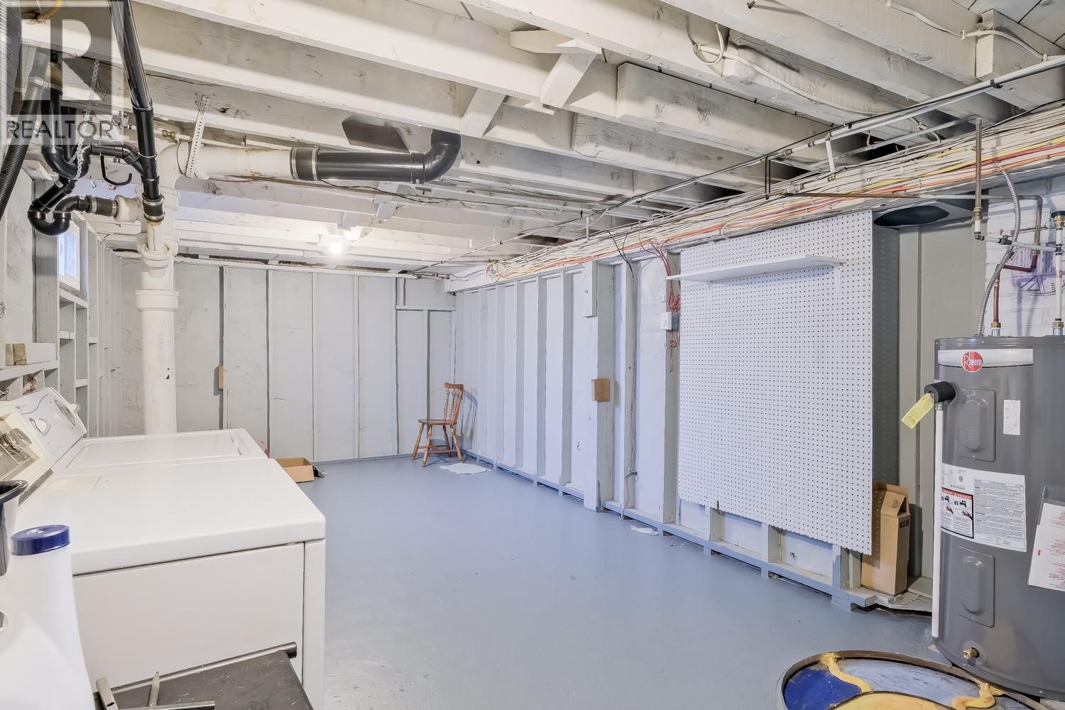 857 Main Street, Penticton