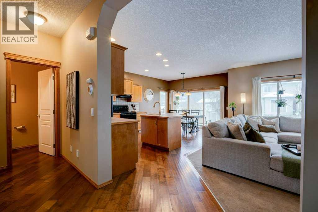 Single Family House for Sale in  Chapalina Close SE Chaparral Calgary 
