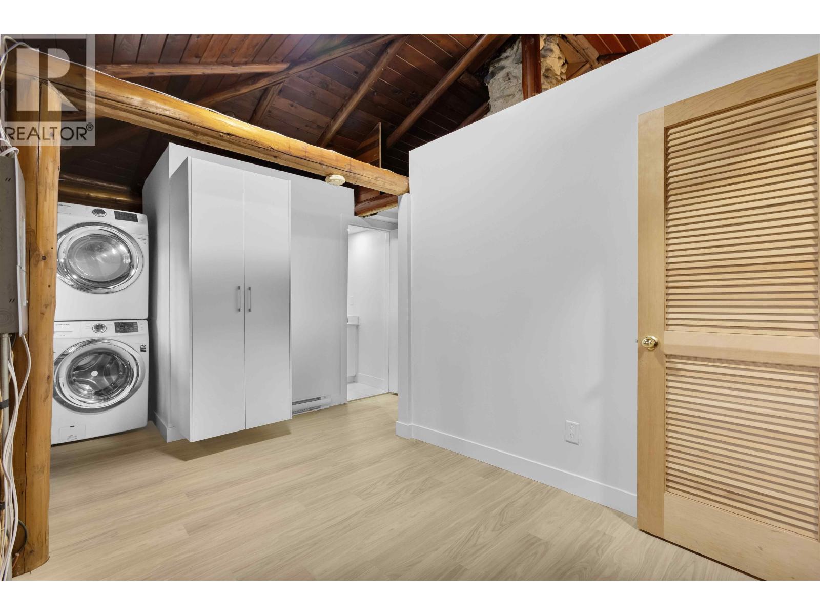 1370 PRAIRIE AVENUE, Port Coquitlam