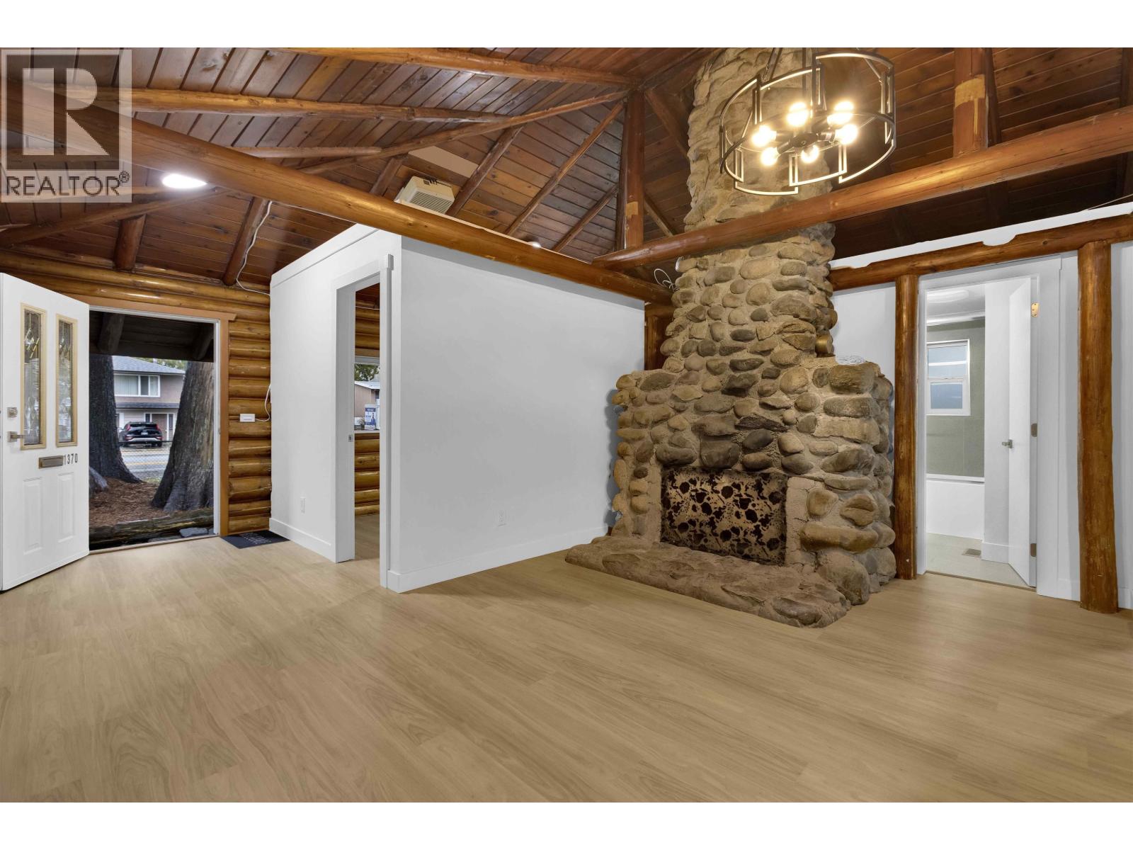 1370 PRAIRIE AVENUE, Port Coquitlam