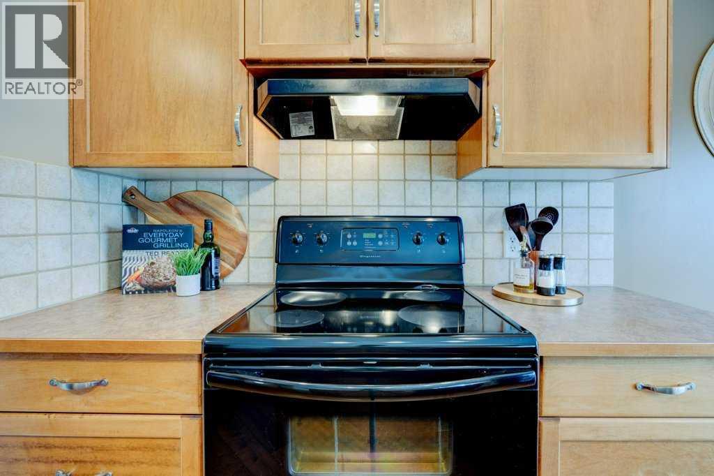 Single Family House for Sale in  Chapalina Close SE Chaparral Calgary 