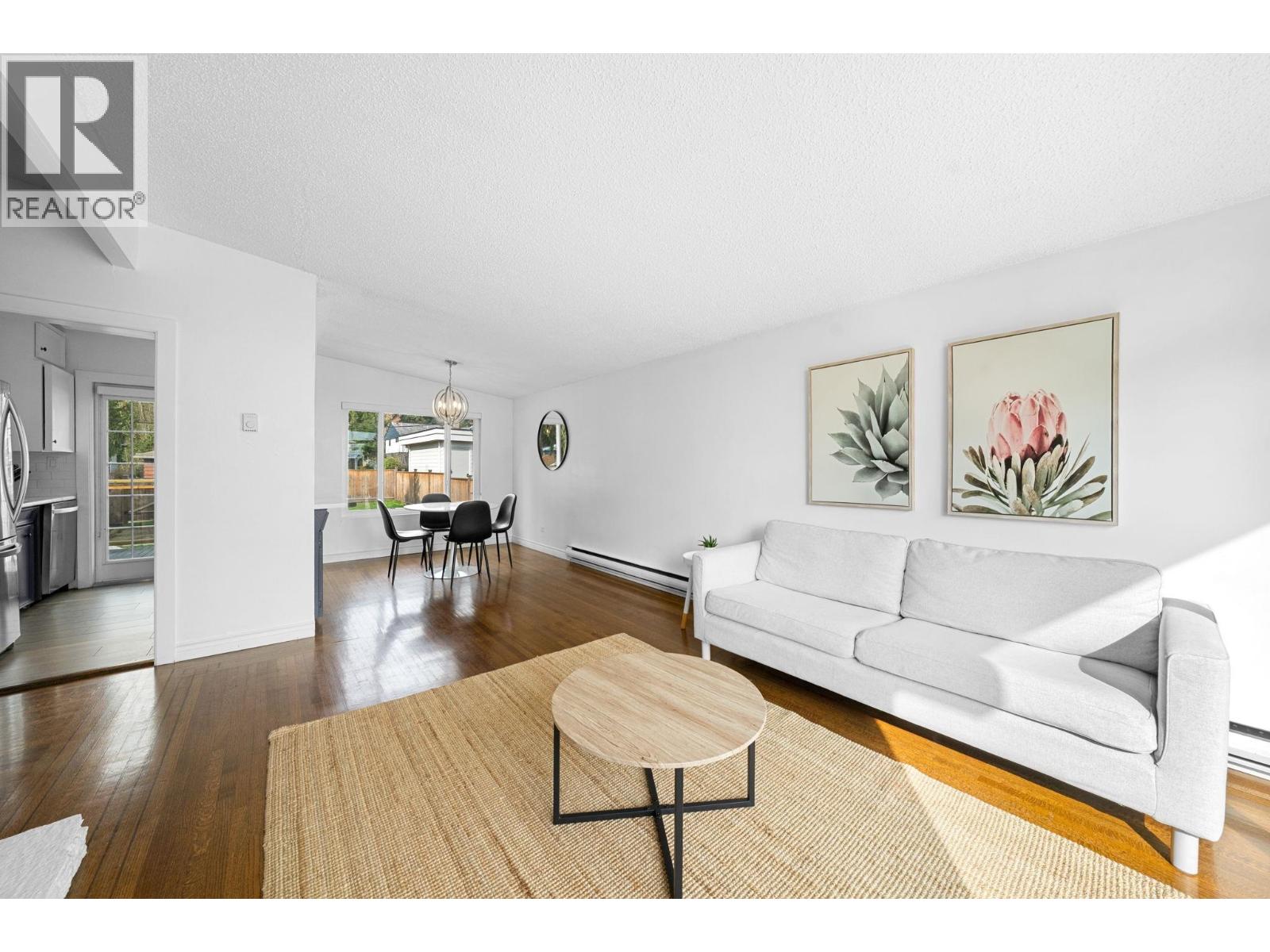 530 W 14TH STREET, North Vancouver