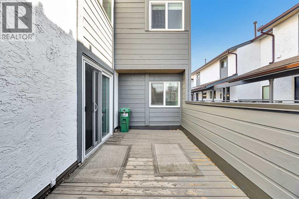 Single Family House for Sale in   Palliser Drive SW Oakridge Calgary 