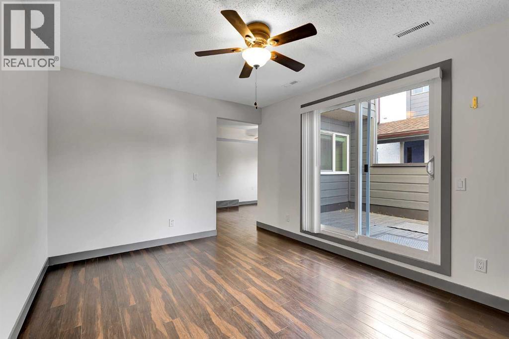 Single Family House for Sale in   Palliser Drive SW Oakridge Calgary 