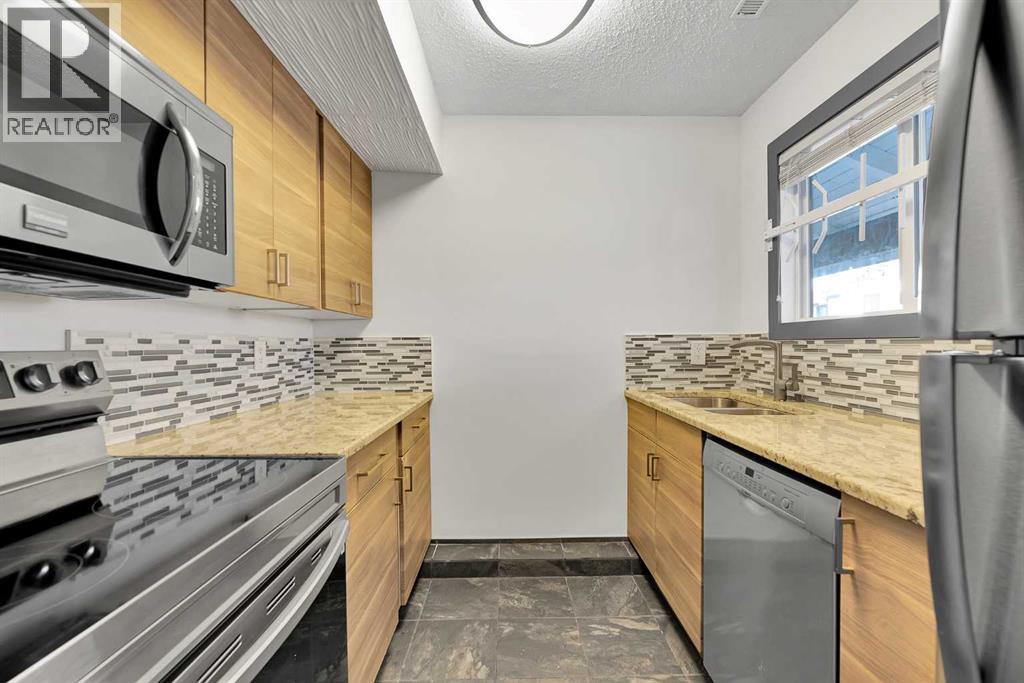 Single Family House for Sale in   Palliser Drive SW Oakridge Calgary 