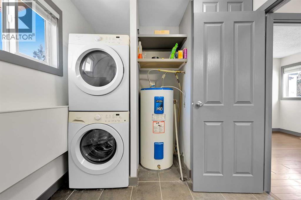 Single Family House for Sale in   Palliser Drive SW Oakridge Calgary 