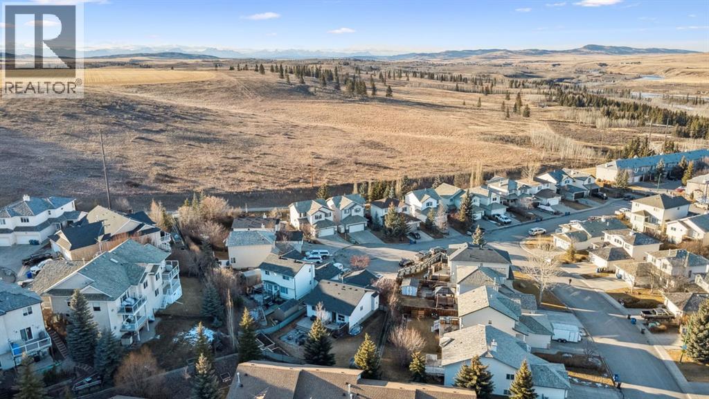 104 Bow Ridge Crescent, Cochrane