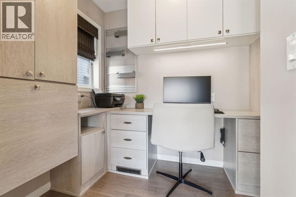 104 Bow Ridge Crescent, Cochrane