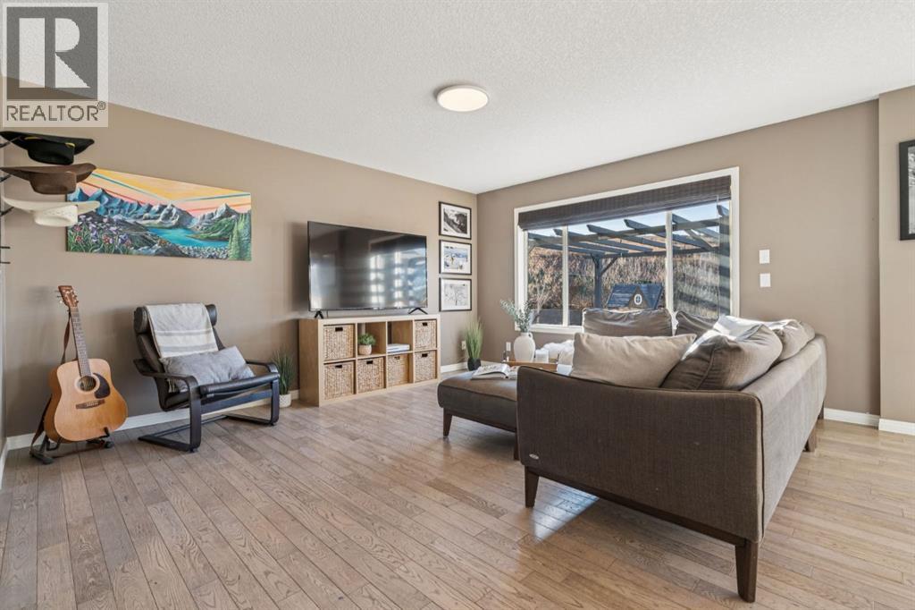 104 Bow Ridge Crescent, Cochrane