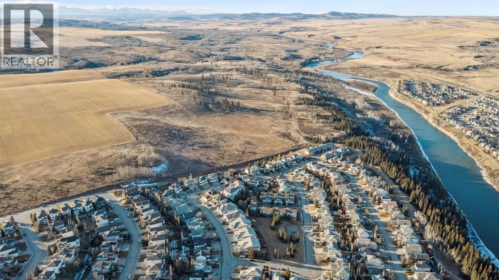 104 Bow Ridge Crescent, Cochrane