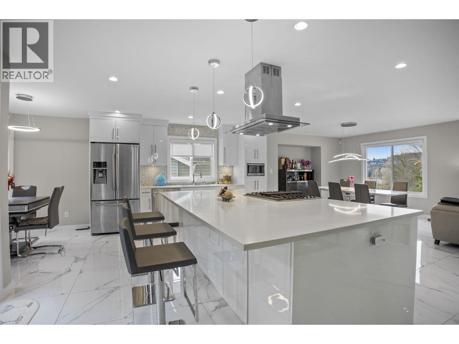 2268 NACHT AVENUE, Port Coquitlam