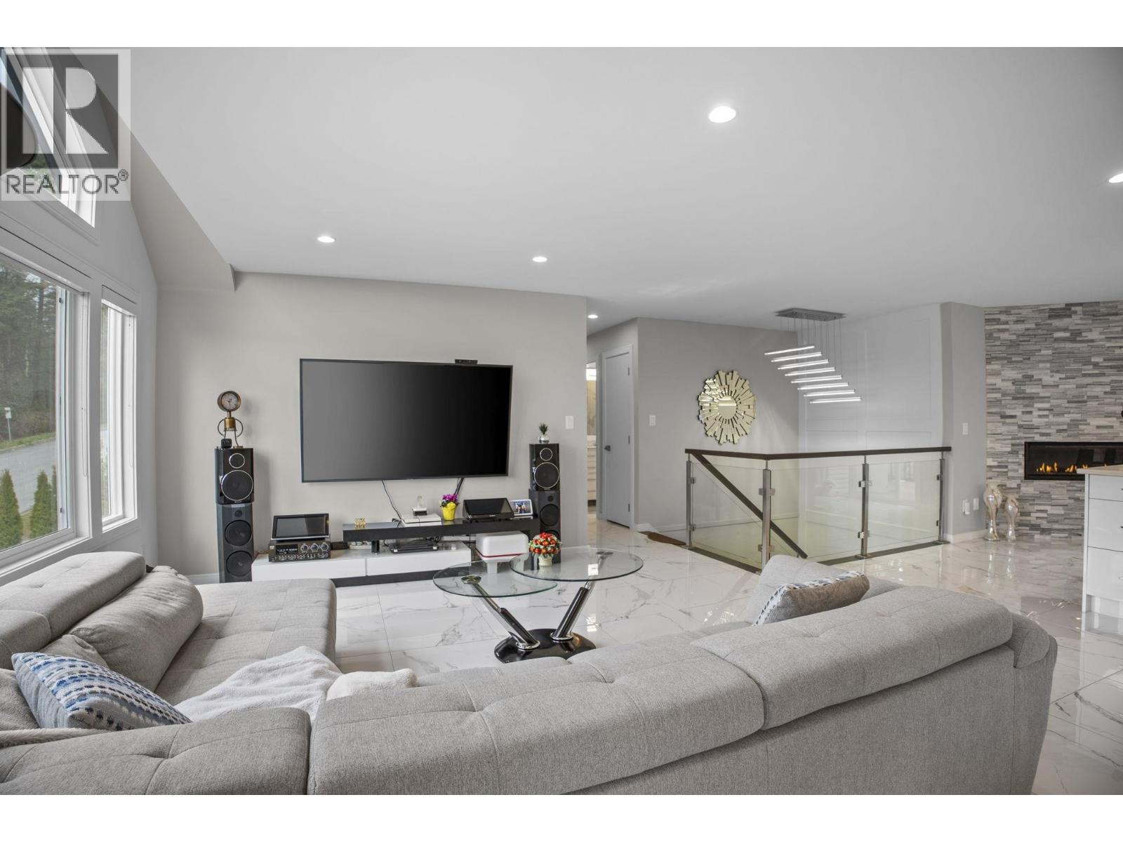 2268 NACHT AVENUE, Port Coquitlam