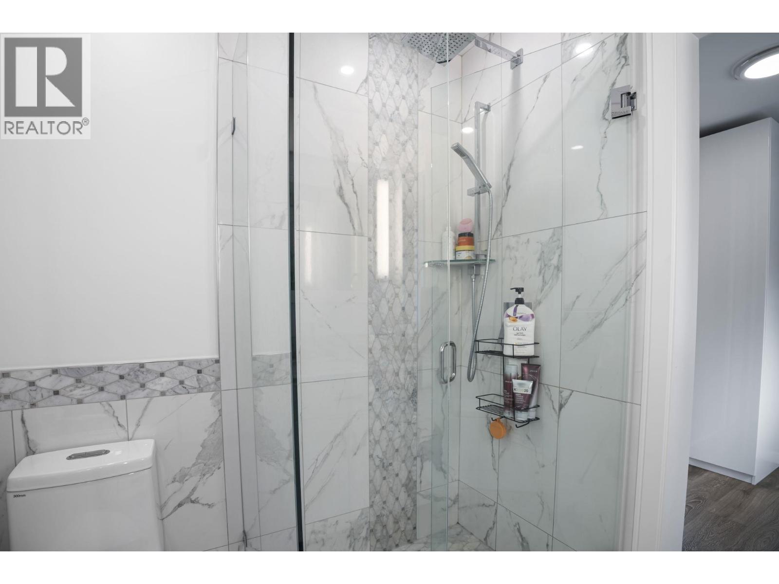 2268 NACHT AVENUE, Port Coquitlam