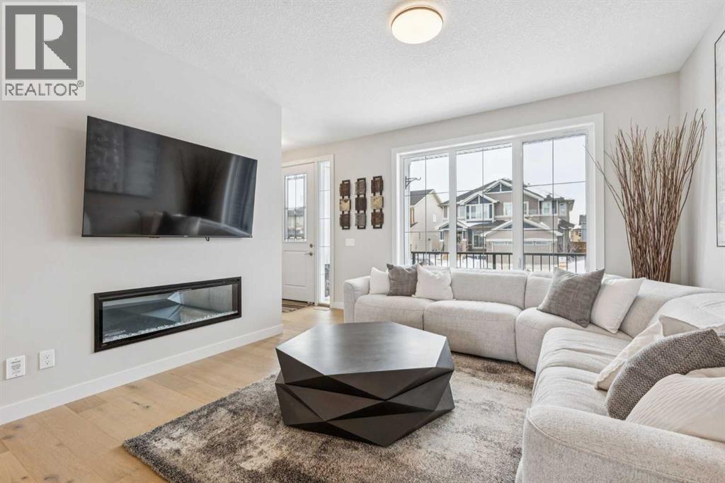 30 Granite Avenue, Cochrane