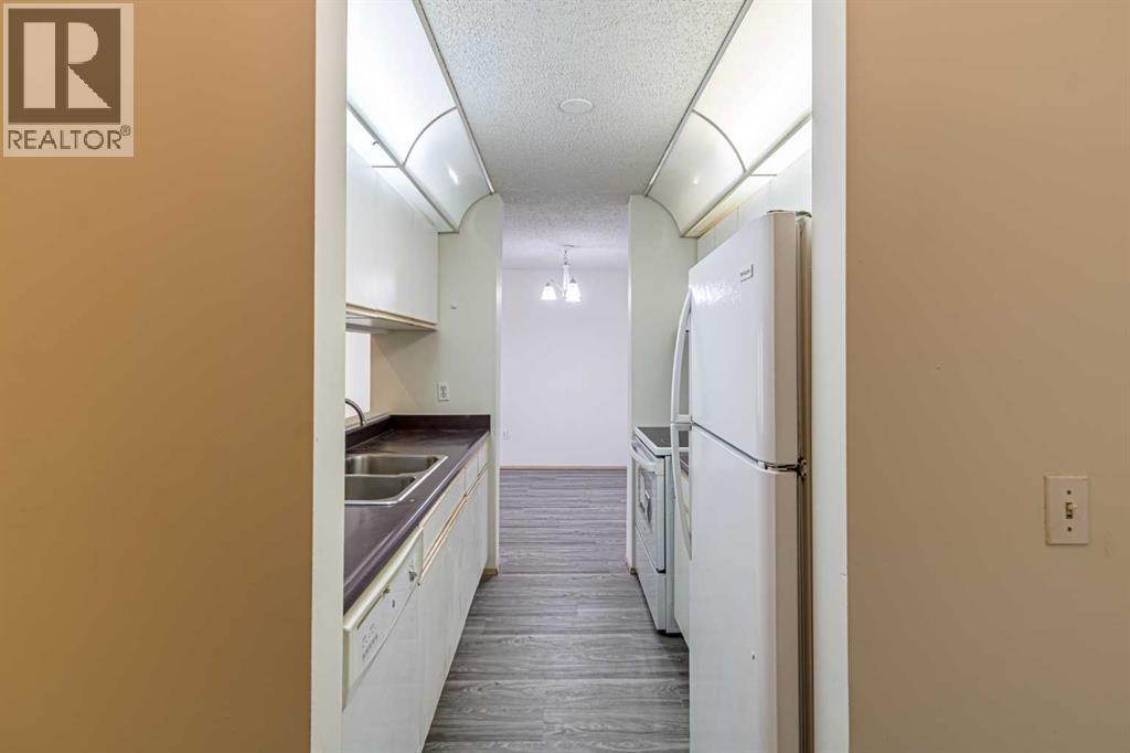 Single Family House for Sale in   Dover Point SE Dover Calgary 