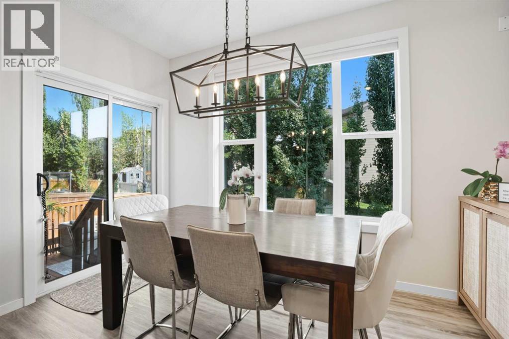 Single Family House for Sale in  Everoak Drive SW Evergreen Calgary 