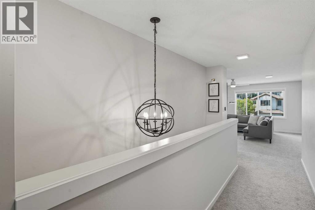 Single Family House for Sale in  Everoak Drive SW Evergreen Calgary 