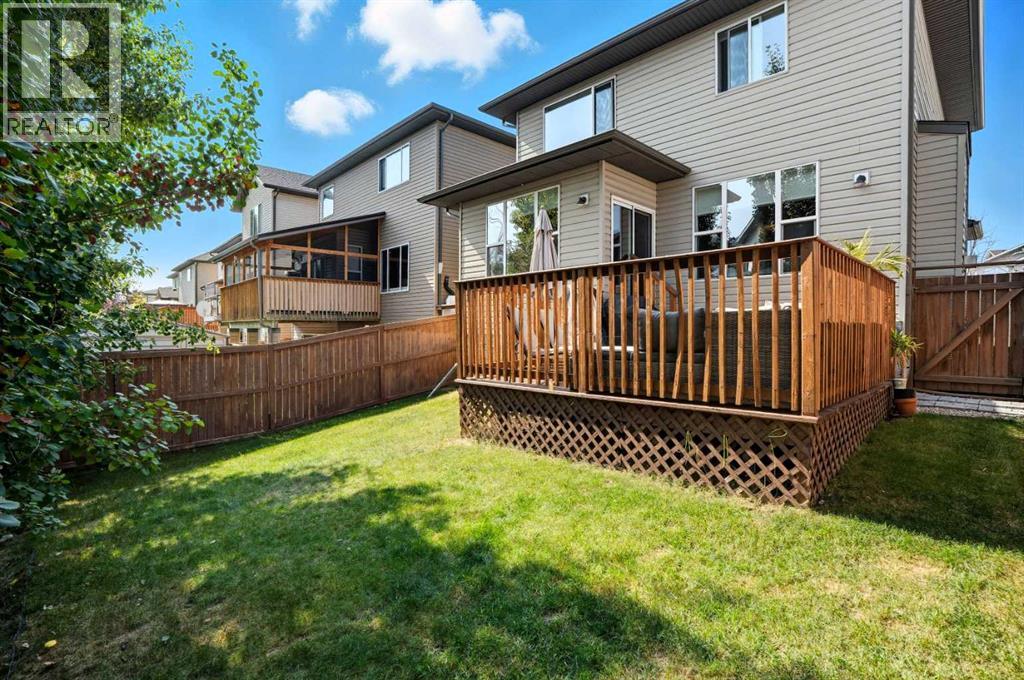 Single Family House for Sale in  Everoak Drive SW Evergreen Calgary 