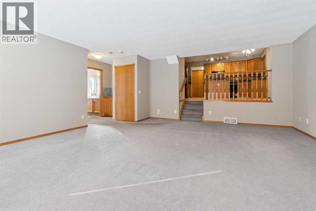 Single Family House 3 Level for Sale in  California Boulevard NE Monterey Park Calgary 