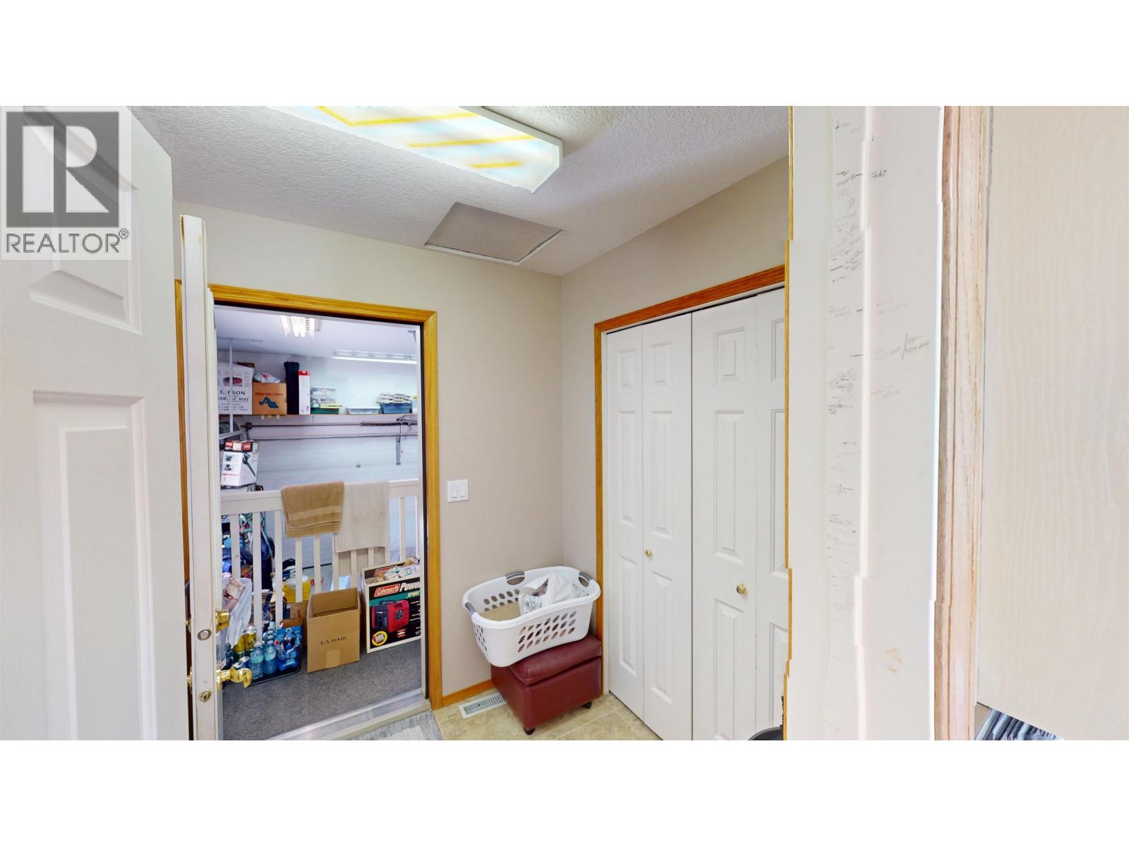 9111 112 AVENUE, Fort St. John