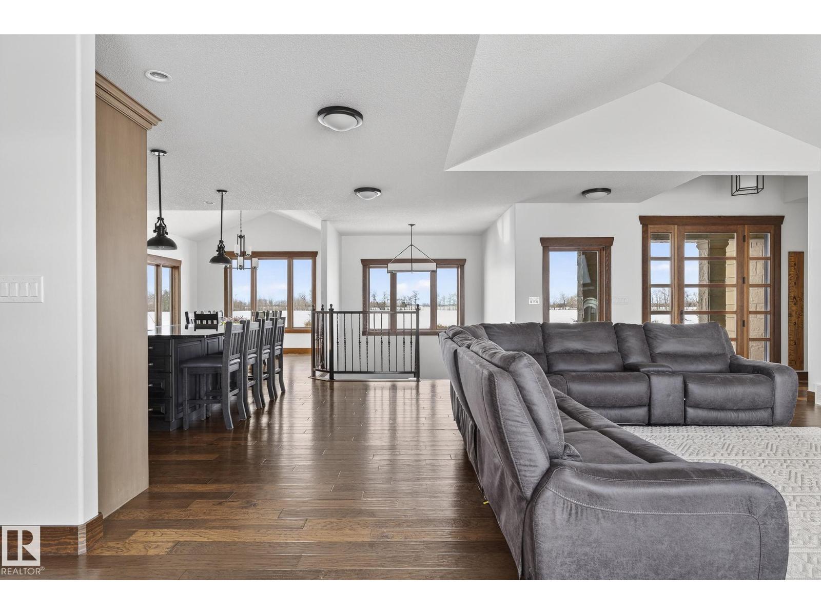 56229 RGE ROAD 242 - Photo 3 of 67, Rural Sturgeon County, Alberta