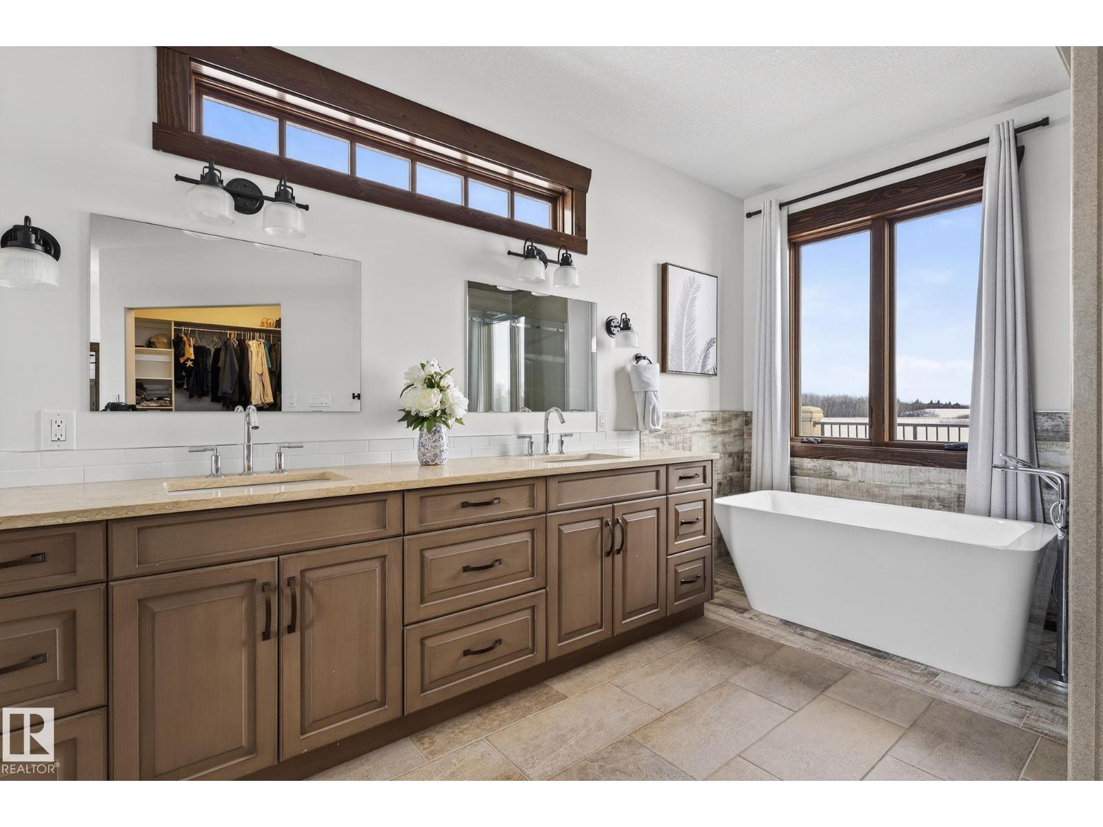 56229 RGE ROAD 242, Rural Sturgeon County