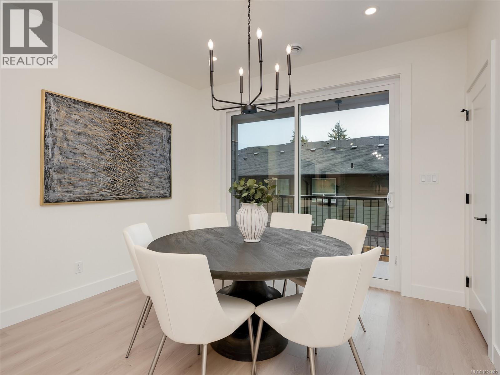 103 960 Jenkins Avenue, Langford