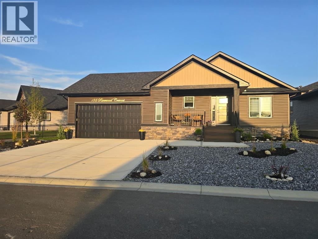 185 Riverwood Crescent