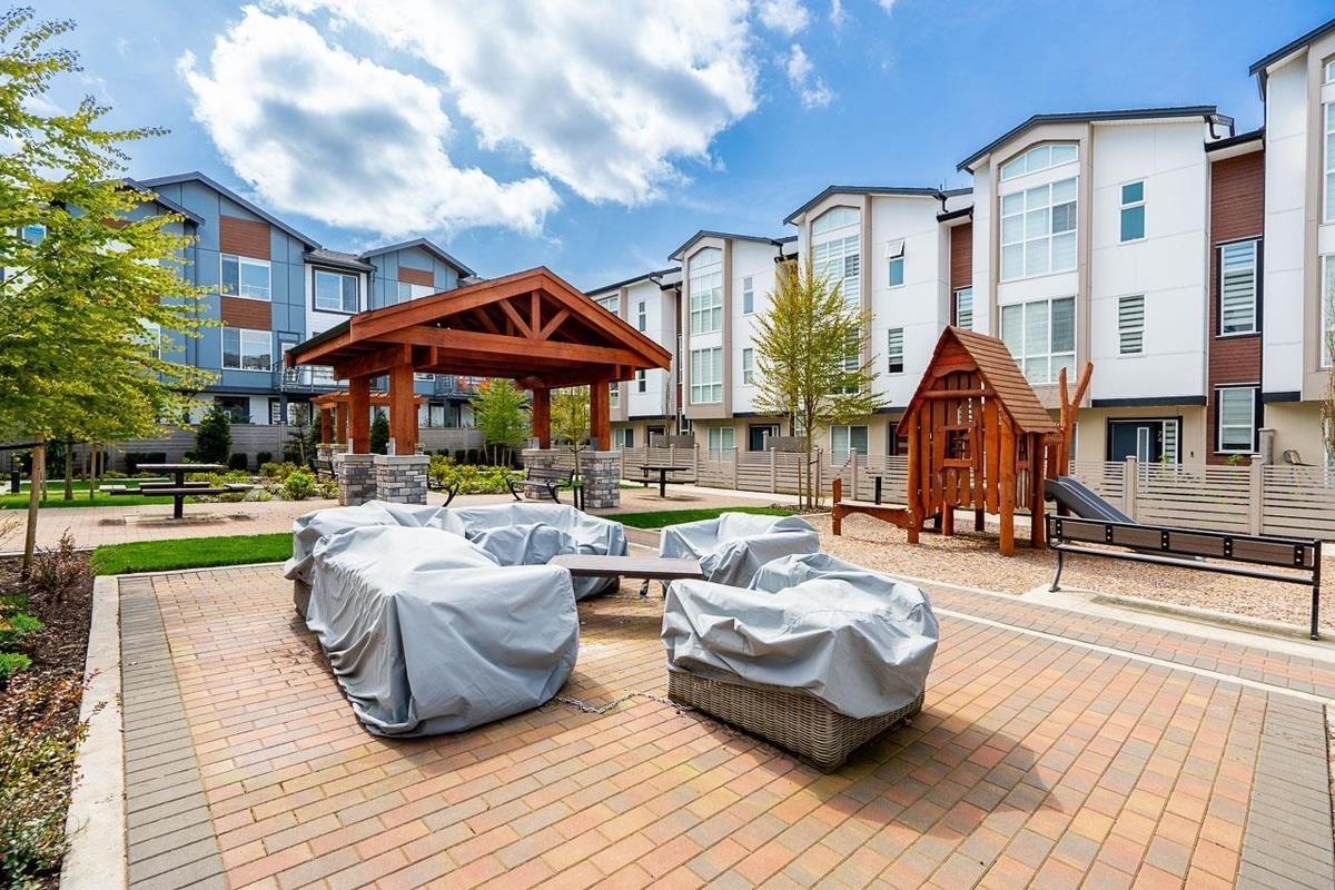 80 7670 207 STREET, Langley