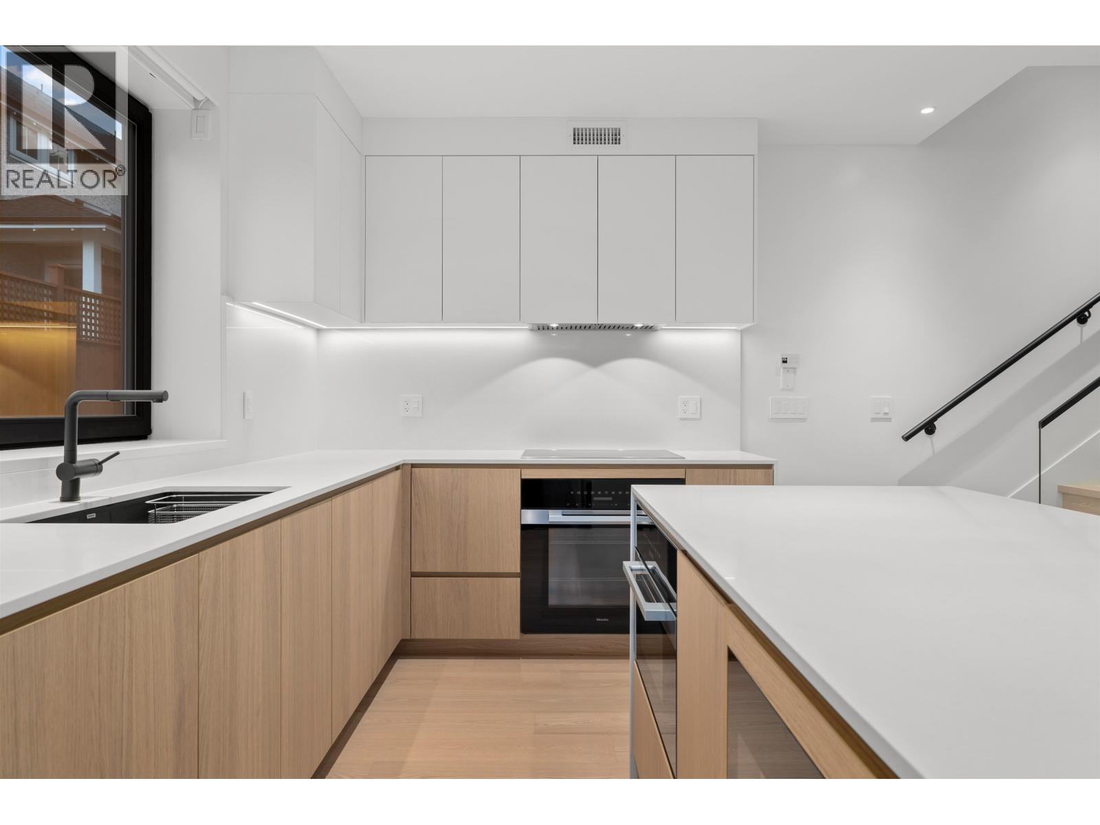 4460 ASH STREET, Vancouver