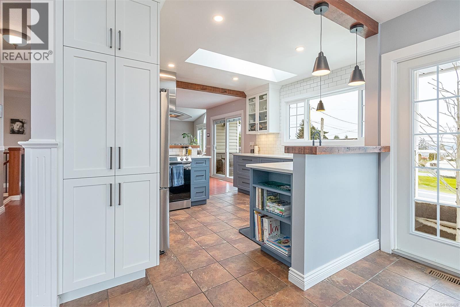 3722 Clifcoe Rd, Saltair