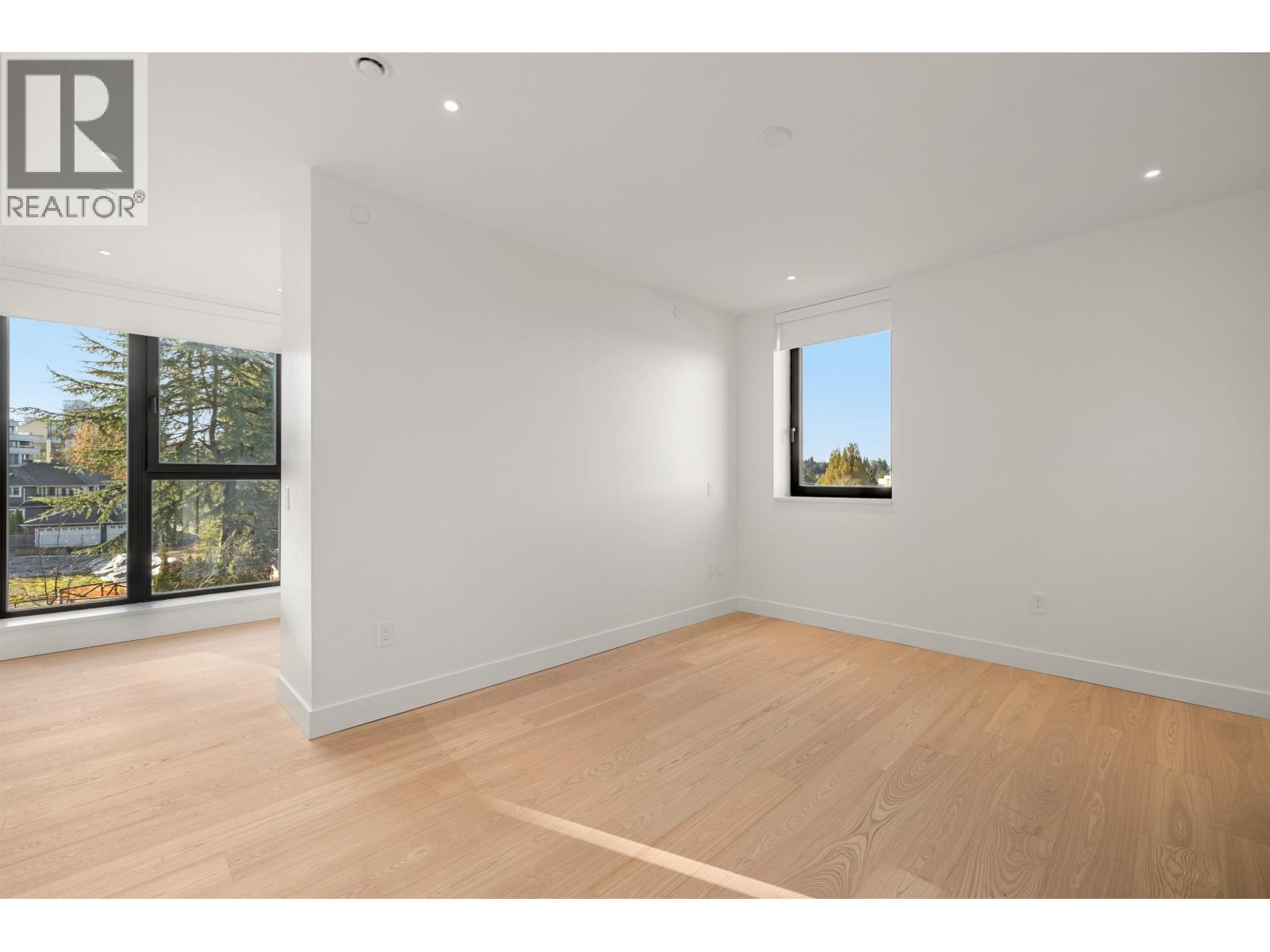 595 W 29TH AVENUE, Vancouver